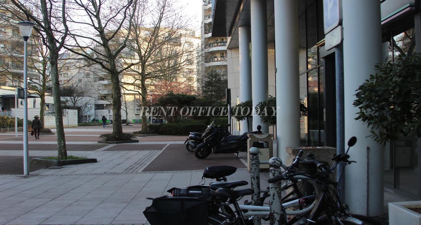 office rent central park-13