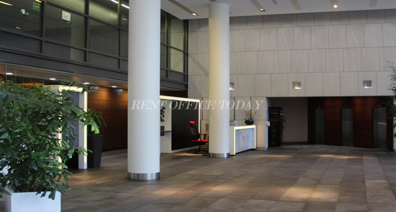 office rent central park-7