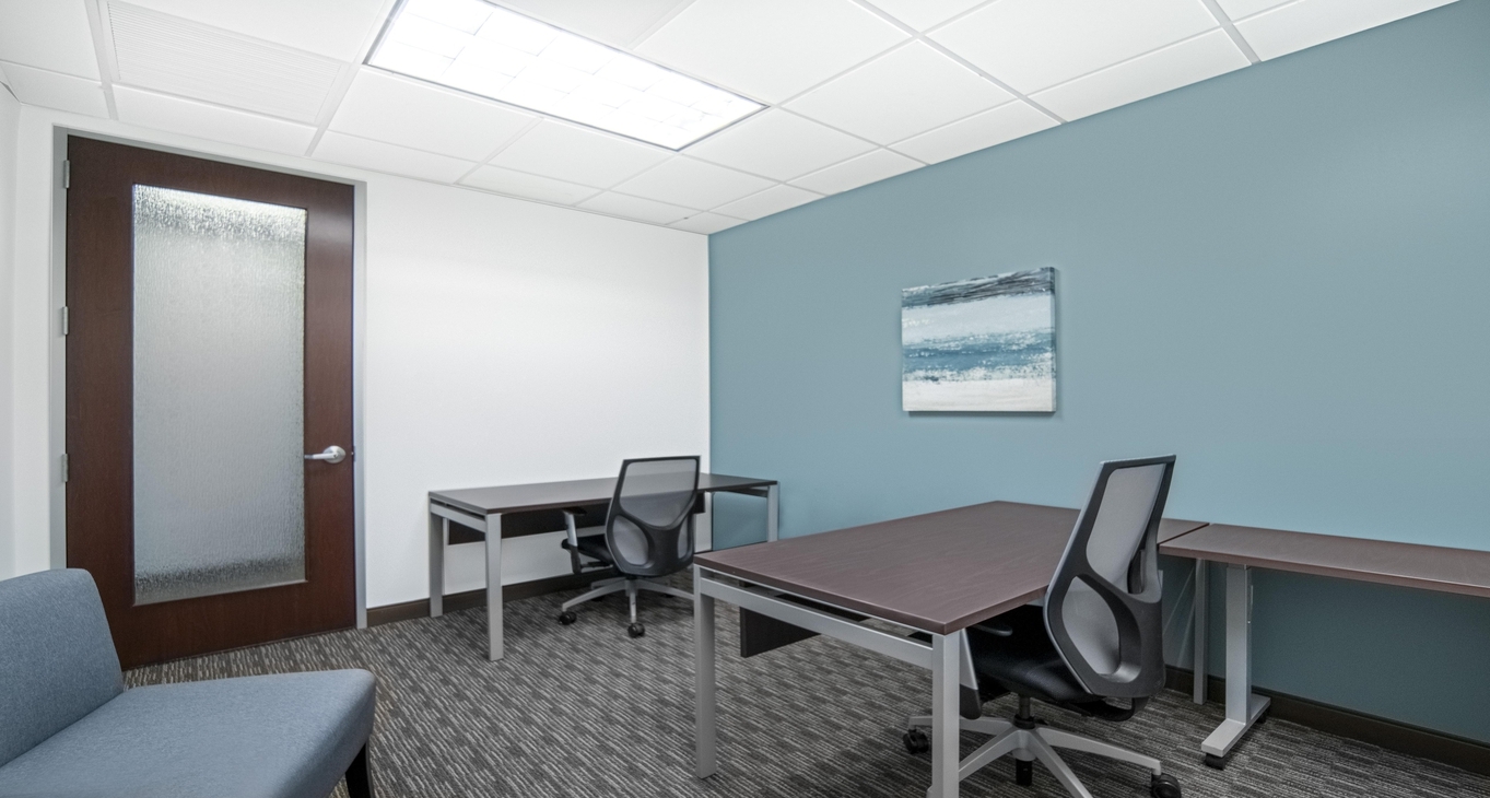 Business Center Camelback Square_6-6 Rent office Camelback Square_6-6