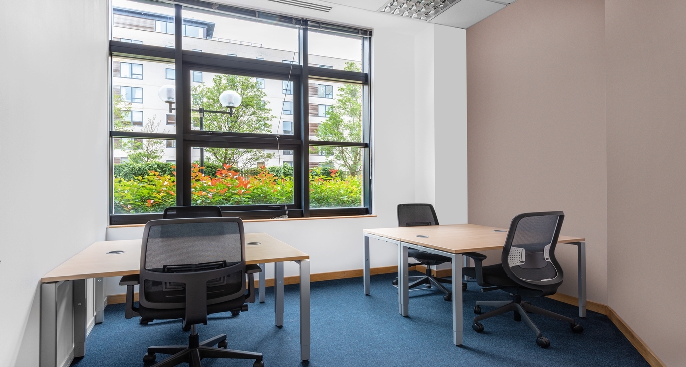 Business Center Cardiff Bay_3-3 Rent office Cardiff Bay_3-3