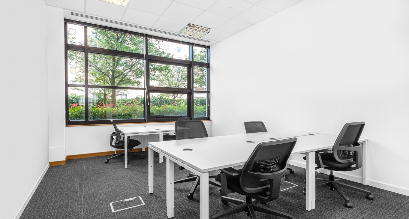 Business Center Cardiff Bay_6-6 Rent office Cardiff Bay_6-6