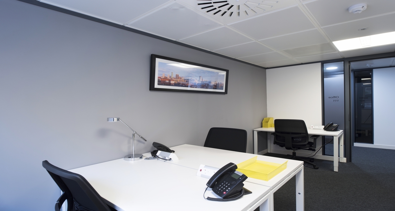 Bureaux à louer Edmund House_2-2