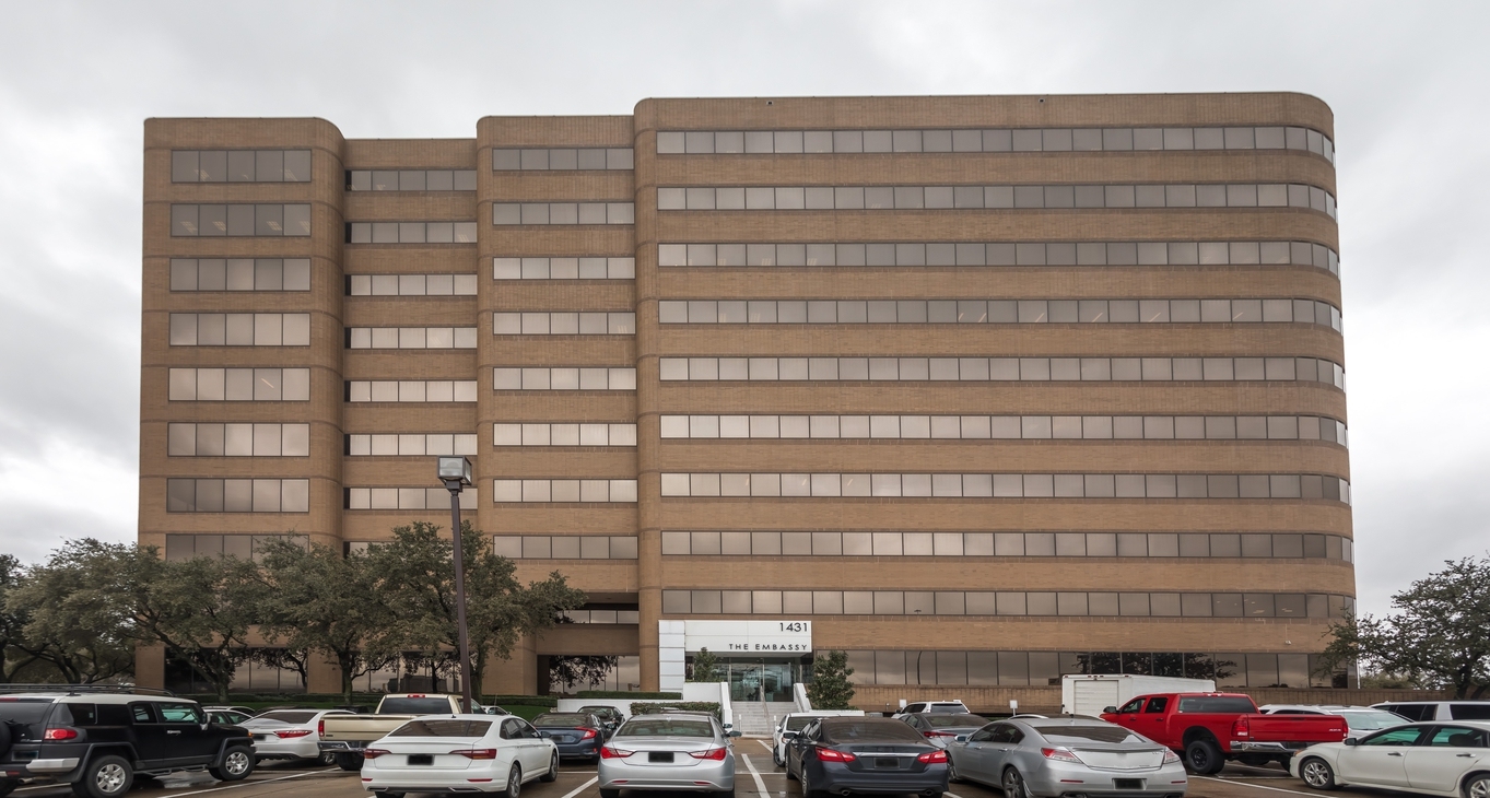 Rent office Embassy Building_9-17