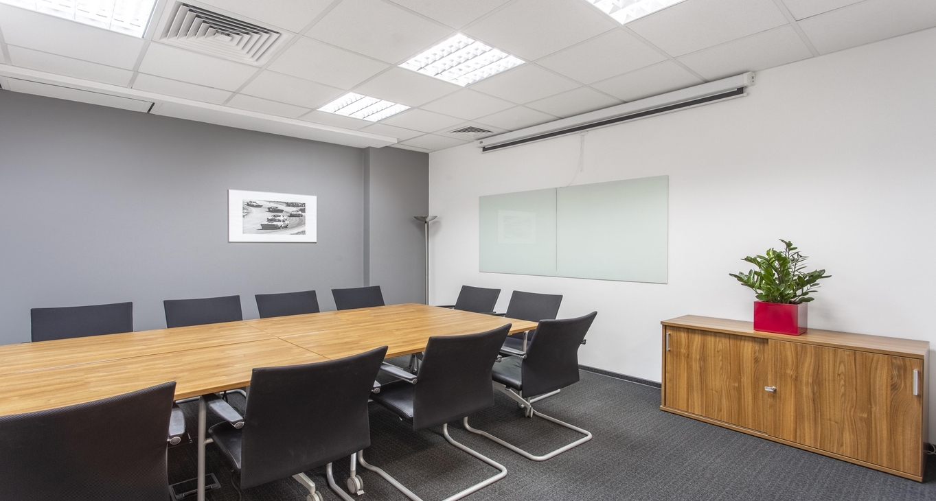 Sewa kantor Gulliver_7-7