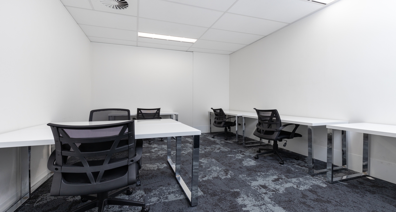 Business Center HWT Tower_3-3 Rent office HWT Tower_3-3