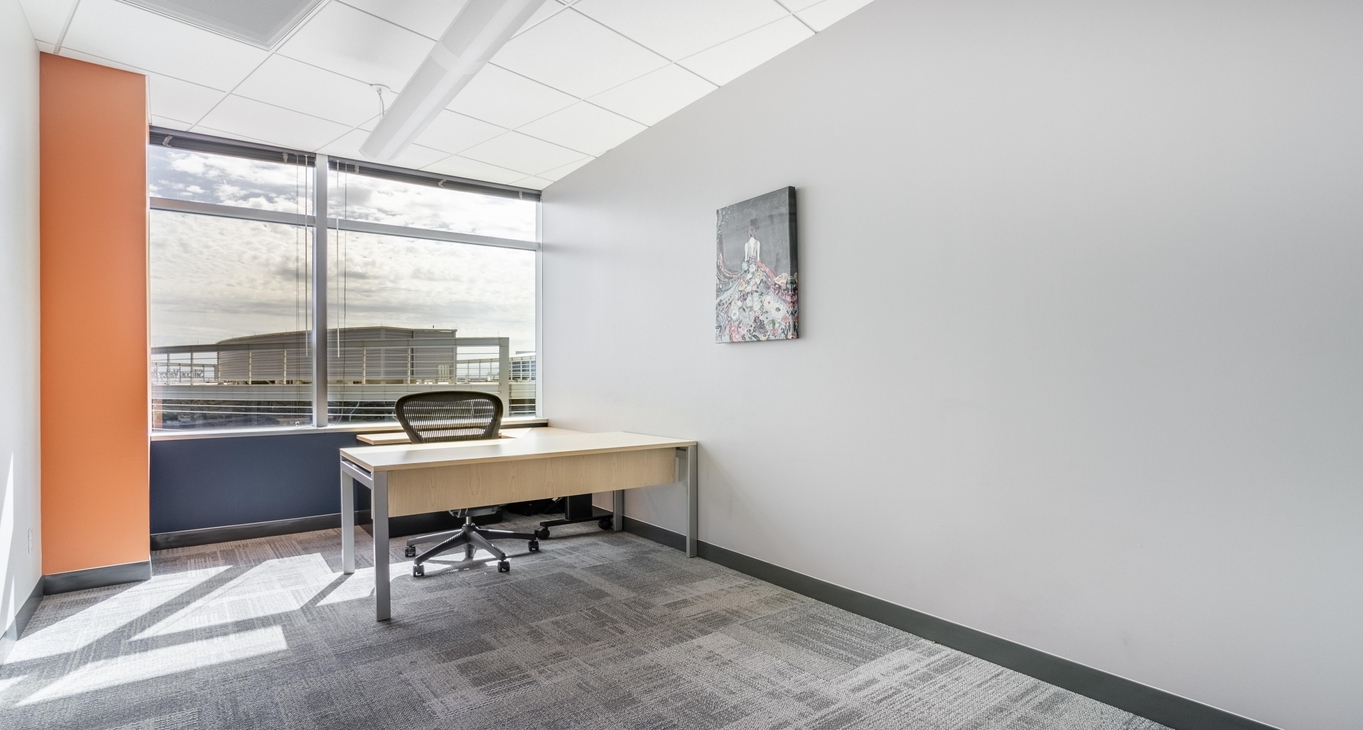 Rent office Hayden Ferry Lakeside_6-6