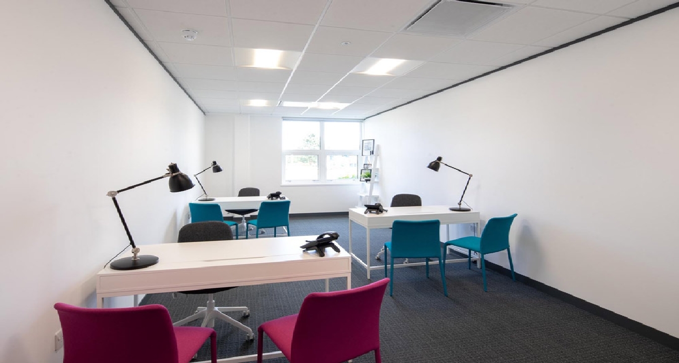 Business Center Highlands Road_11-11 Rent office Highlands Road_11-11