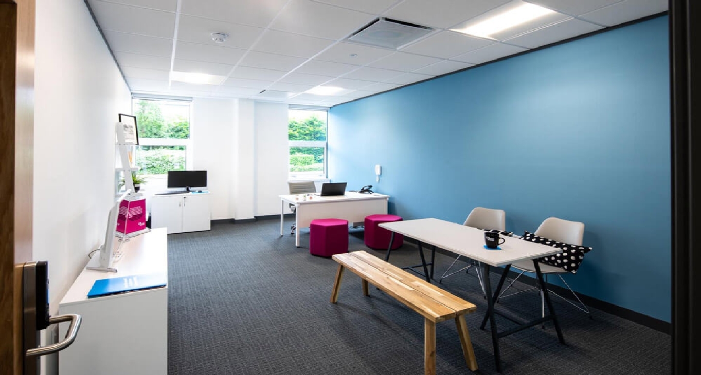 Business Center Highlands Road_9-9 Rent office Highlands Road_9-9