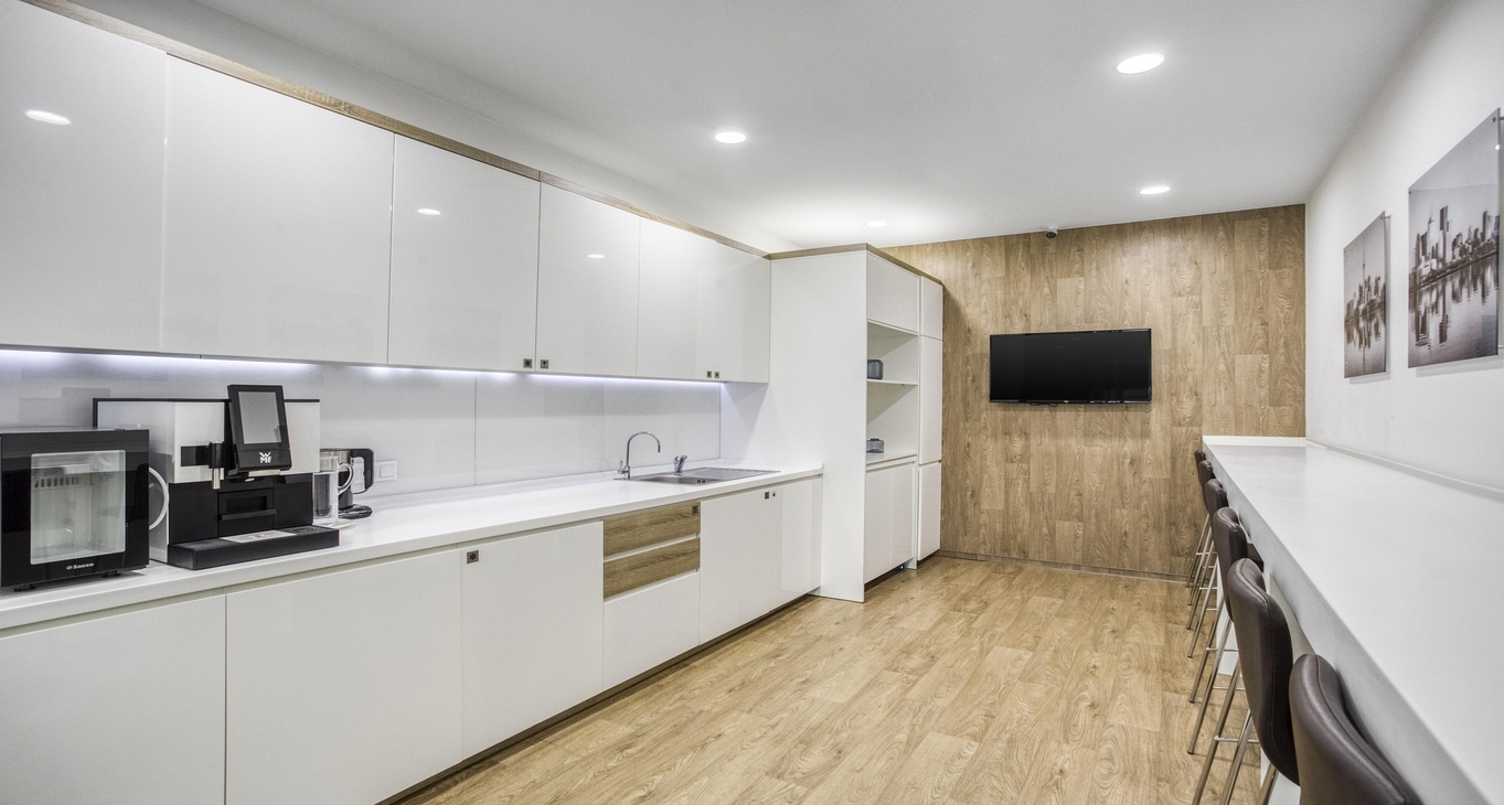Rent office IQ Centre_4-4