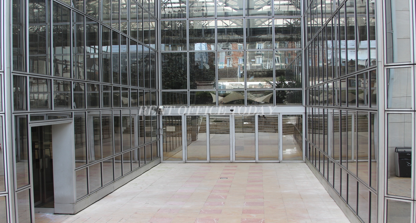office rent le baudran-5