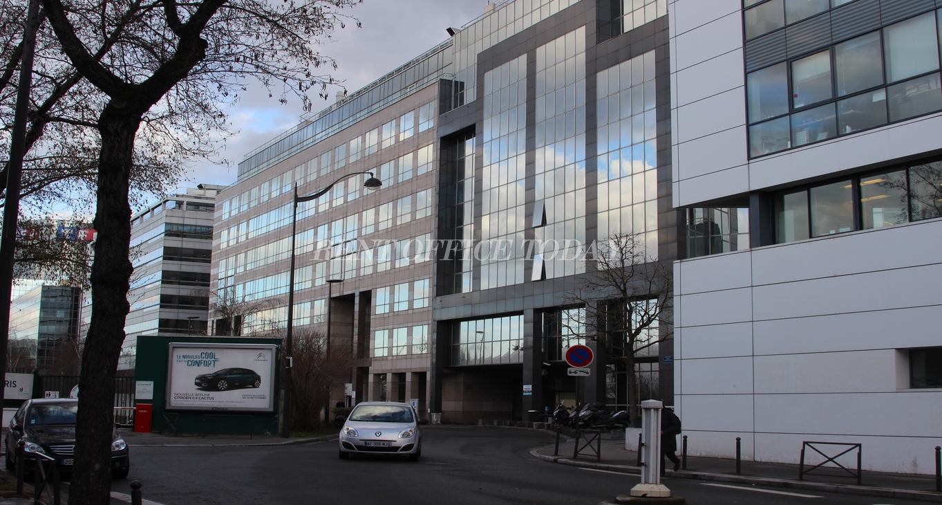 office rent le prime-4