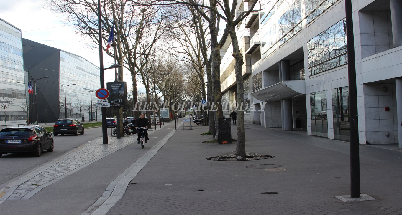 office rent 1 boulevard victor-5