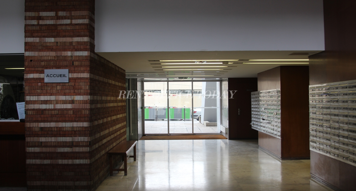 office rent tour georges pitard-8