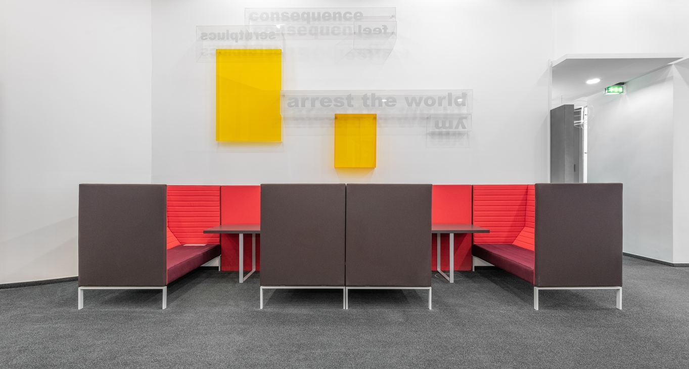 Business Center Le Palais_5-5 Rent office Le Palais_5-5