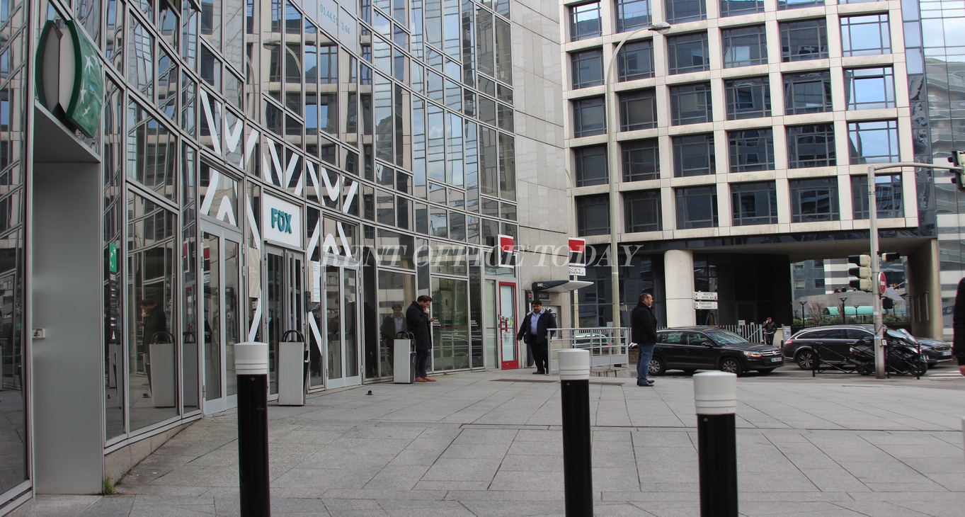 Rent office 1 Place Victor Hugo-6