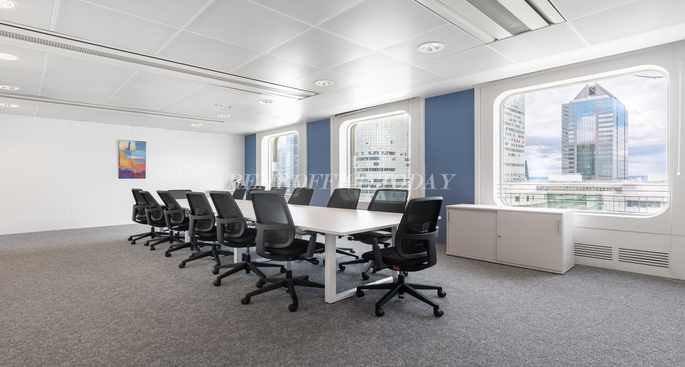 Rent office Coworking Tour Ariane, 5 Pl. de la Pyramide-1