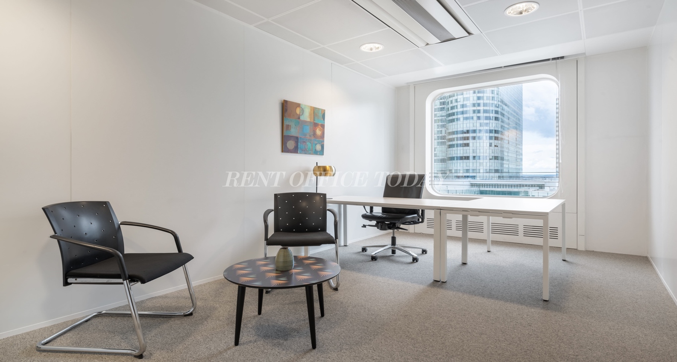 Rent office Coworking Tour Ariane, 5 Pl. de la Pyramide-4