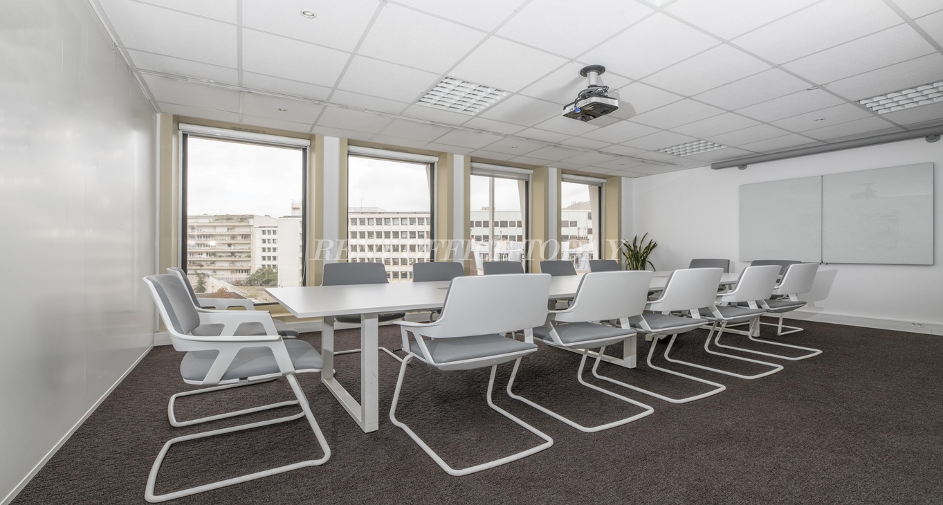 Shared offices in Paris 12 Place de la Bastille | 37 Av. Ledru Rollin-3