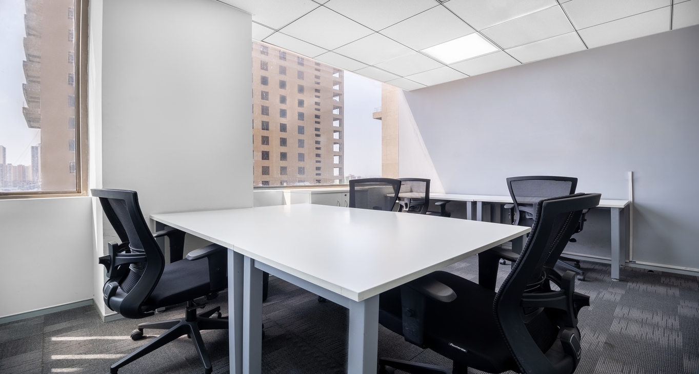 Business Center Logix City Centre_3-3 Rent office Logix City Centre_3-3