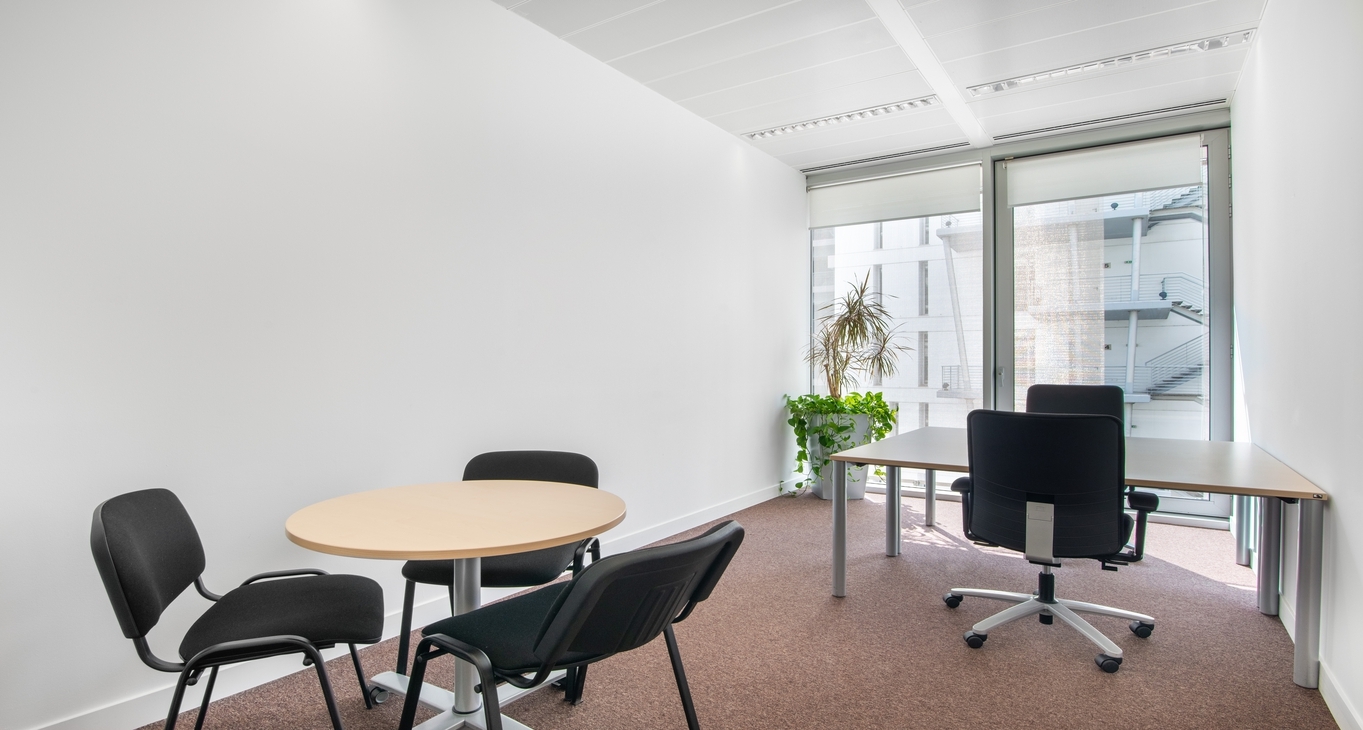 Business Center Mar Vermelho Building_4-4 Rent office Mar Vermelho Building_4-4