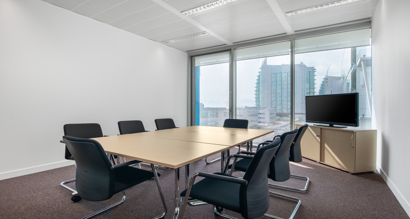 Business Center Mar Vermelho Building_5-5 Rent office Mar Vermelho Building_5-5