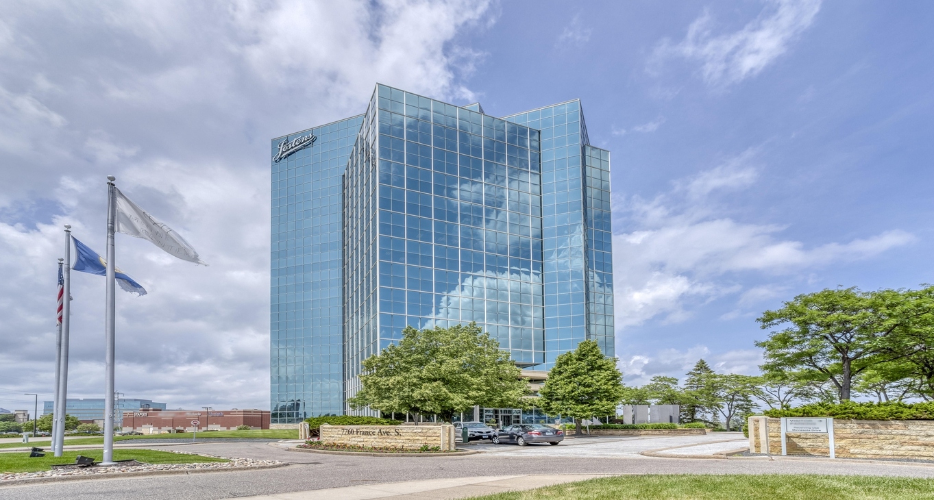 办公室租金Minnesota Center_8-17