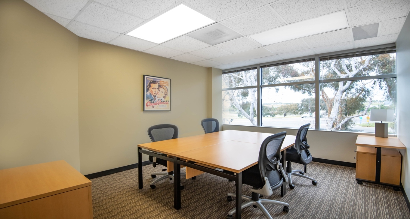 Rent office Pacific Center_1-2
