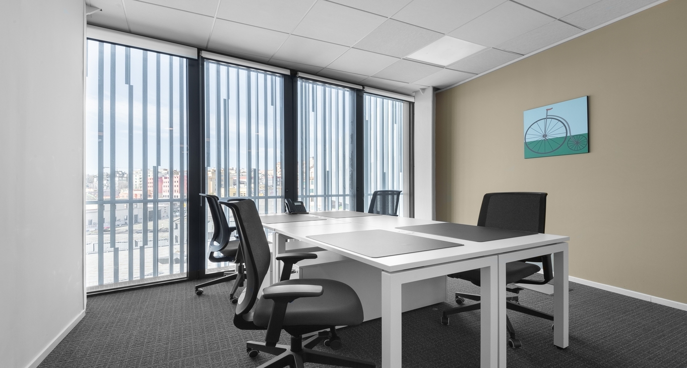 Rent office Piazza Carlo Magno 21_3-3