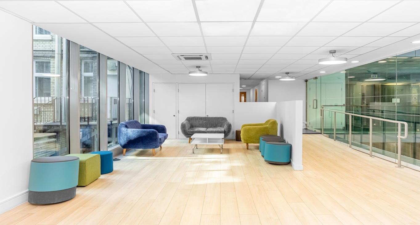 Rent office Piccadilly_6-7