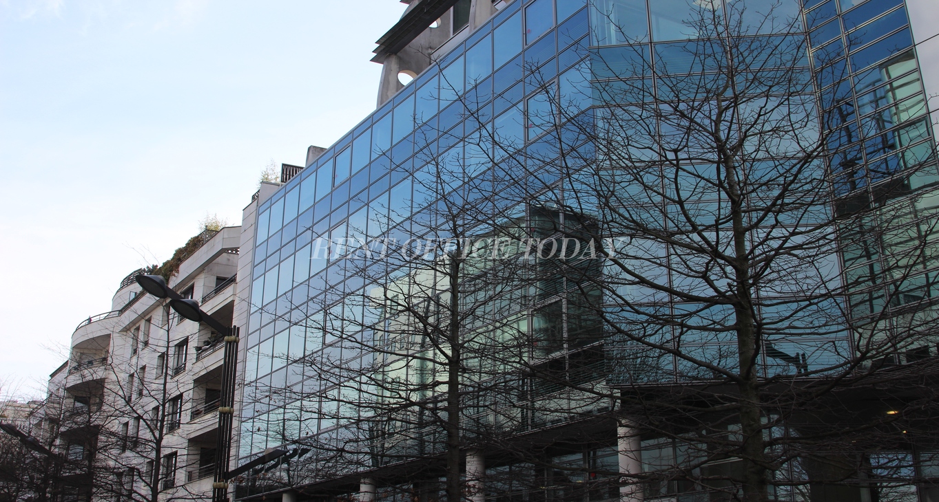 office rent quai charles pasqua 50-10
