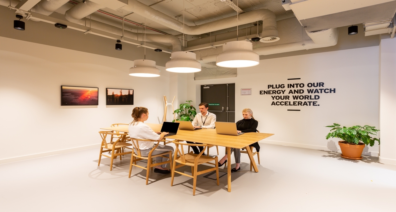 Rent office Qualtrics Tower_5-5