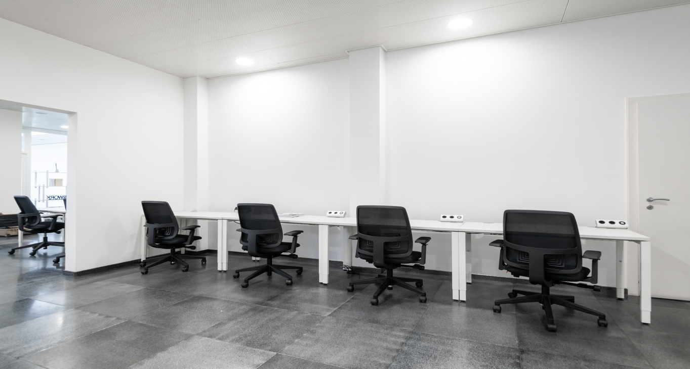 Business Center Riva Paradiso 10-12_2-2 Rent office Riva Paradiso 10-12_2-2