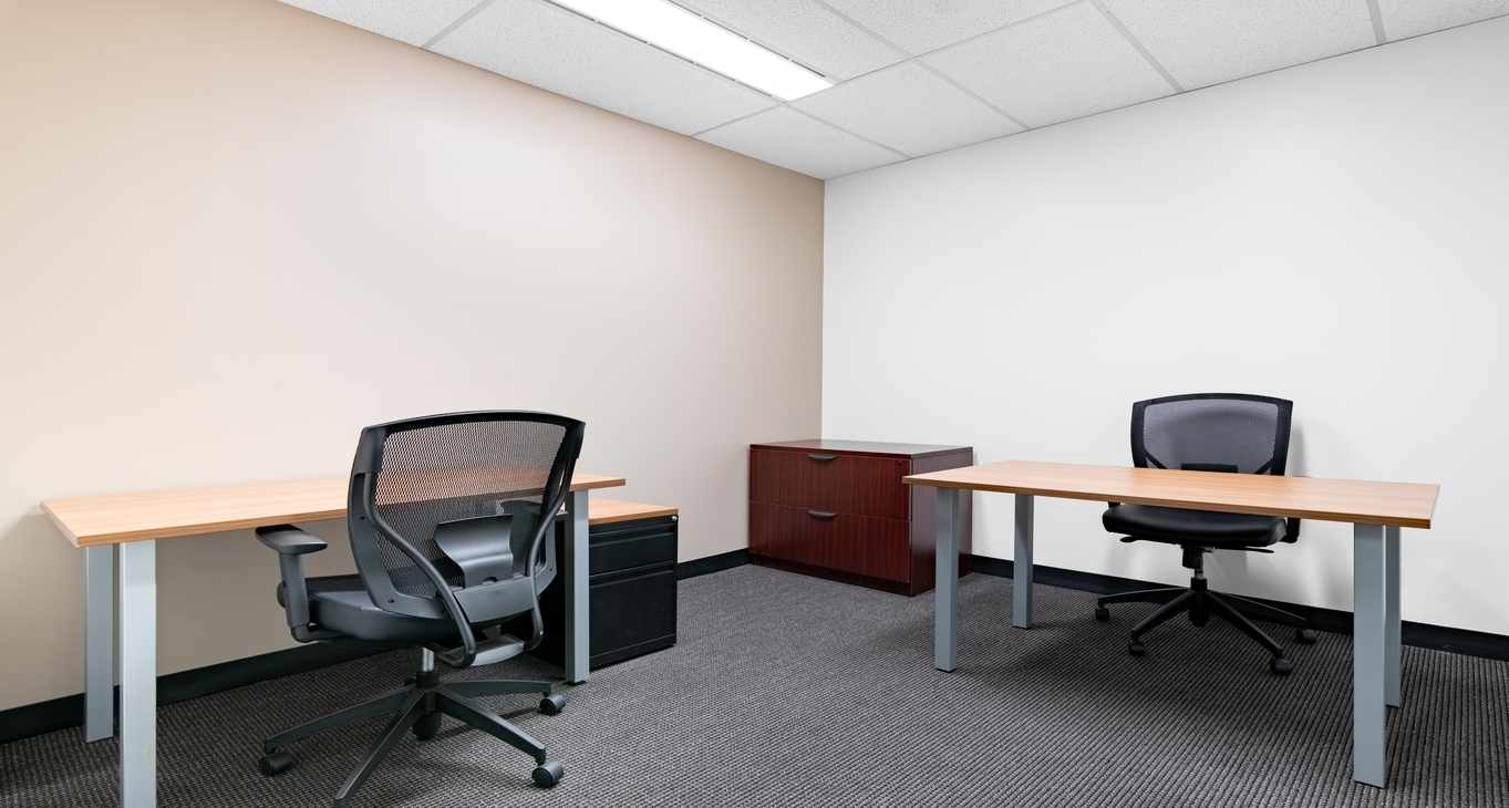 Rent office Robson Square_6-6