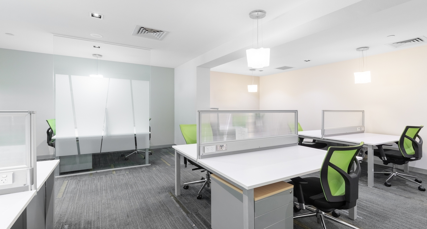 商务中心St Martins Tower_5-5 办公室租金St Martins Tower_5-5