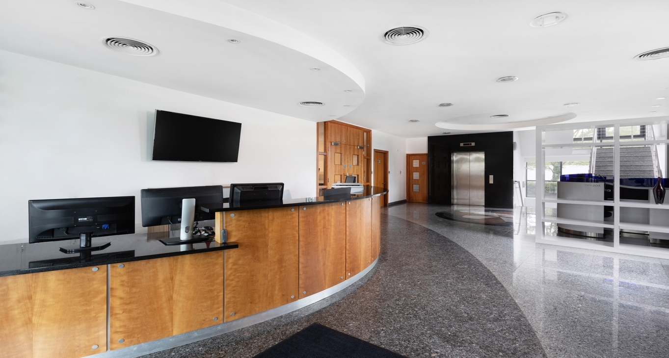 Rent office The Crescent Building_2-2