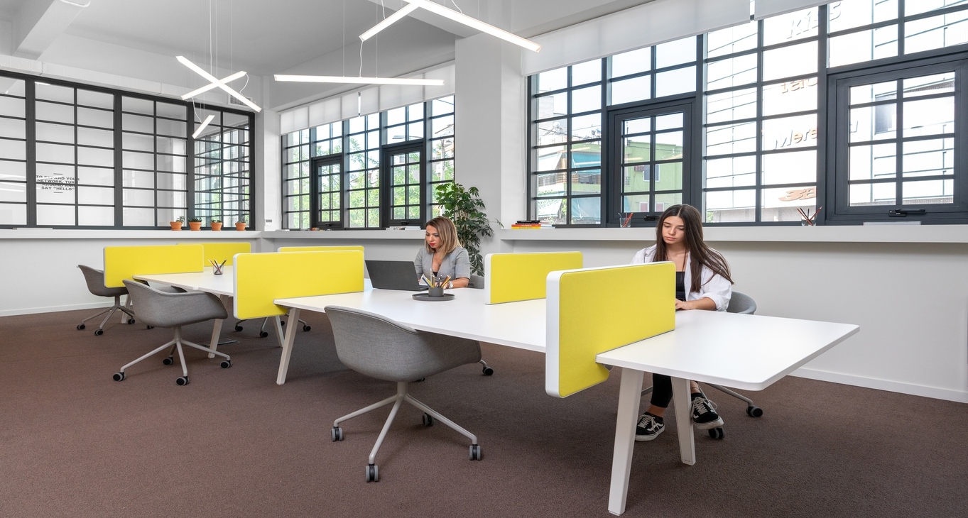 Rent office Theanous 15_5-5