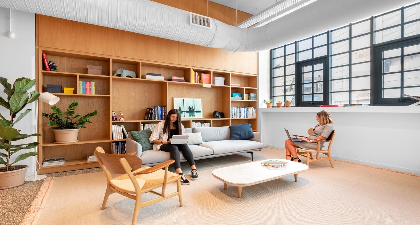 Rent office Theanous 15_6-6