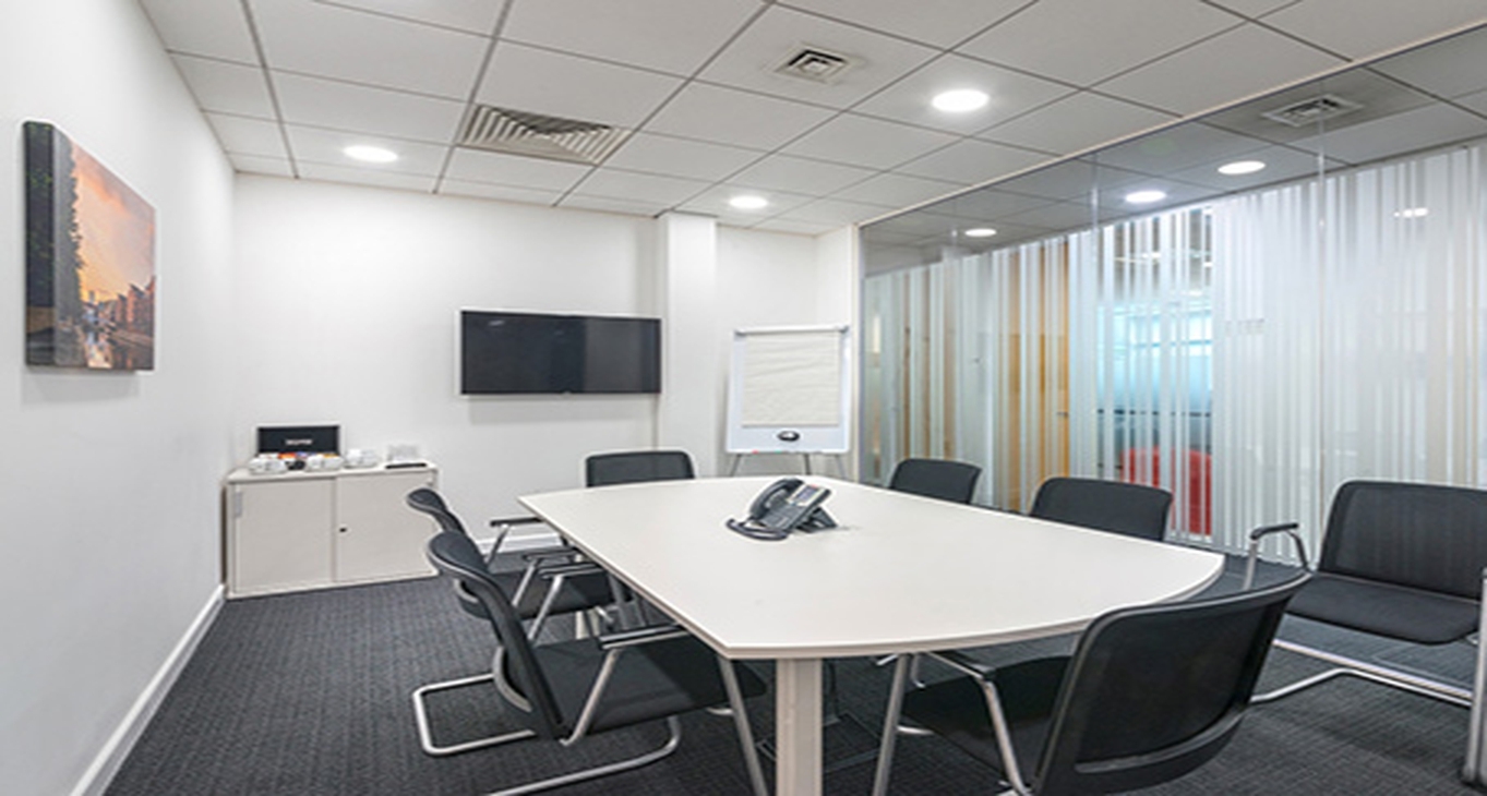 Business Center Thorpe Park_4-4 Rent office Thorpe Park_4-4