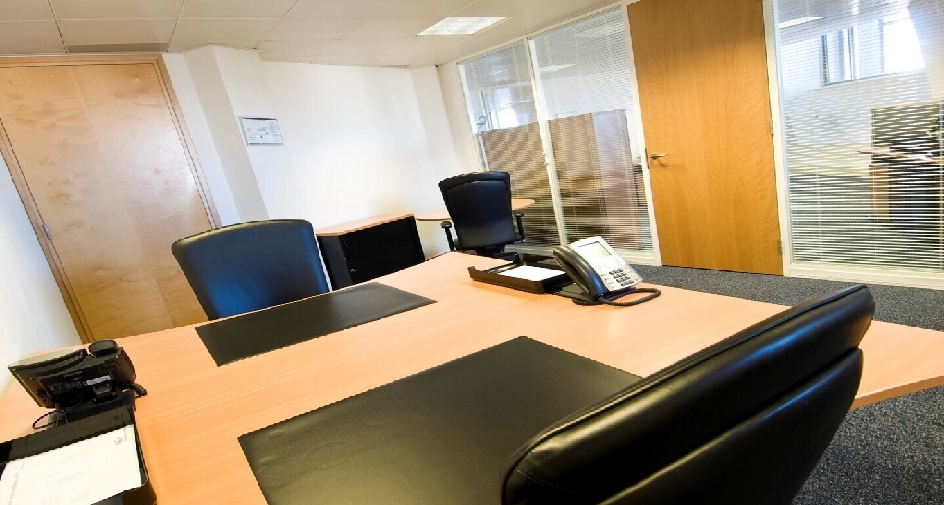 비즈니스 센터 Trafalgar Square, Building-859_10-7 Trafalgar Square, Building-859_10 임대 사무실-7