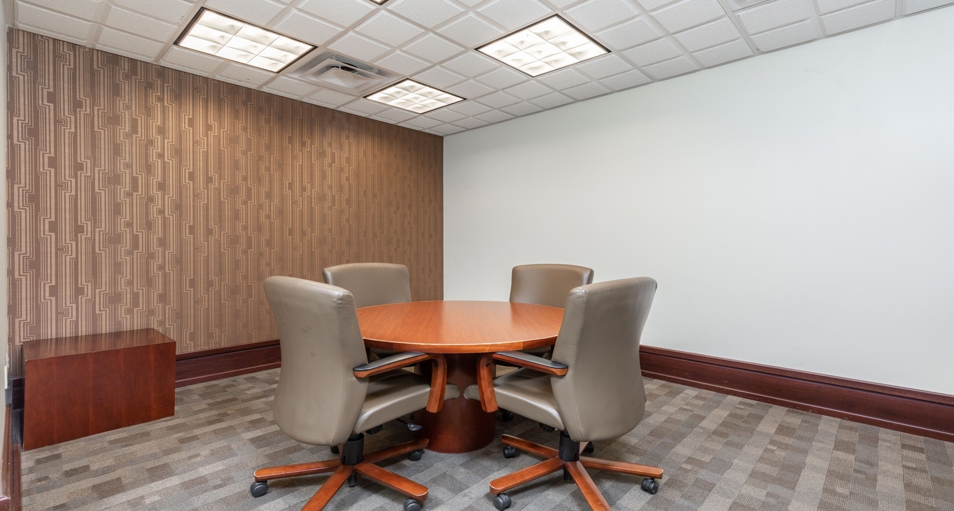 Business Center Triad Center I_8-8 Rent office Triad Center I_8-8