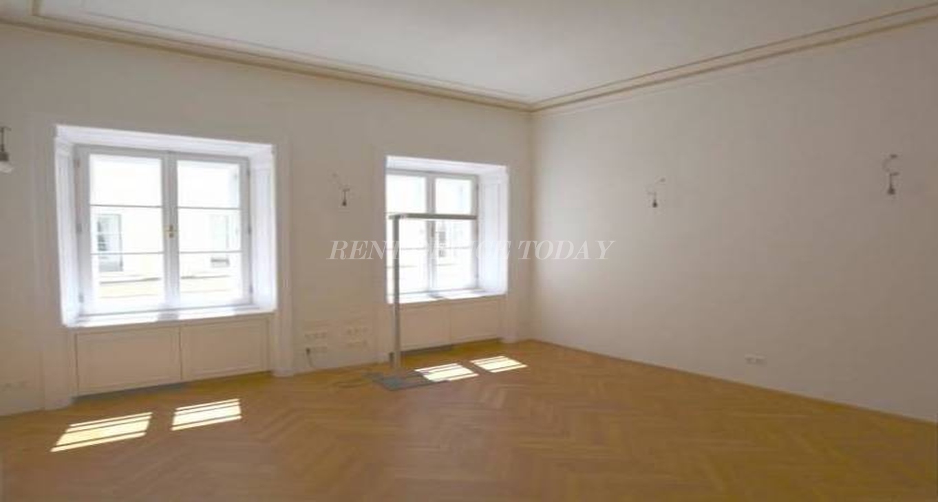 office rent tuchlauben 17-12