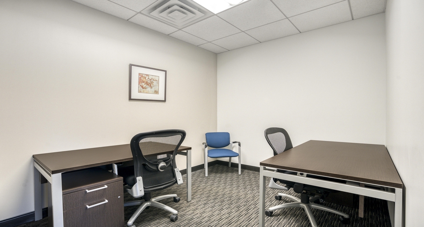 Business Center Two Logan Square_4-4 Rent office Two Logan Square_4-4