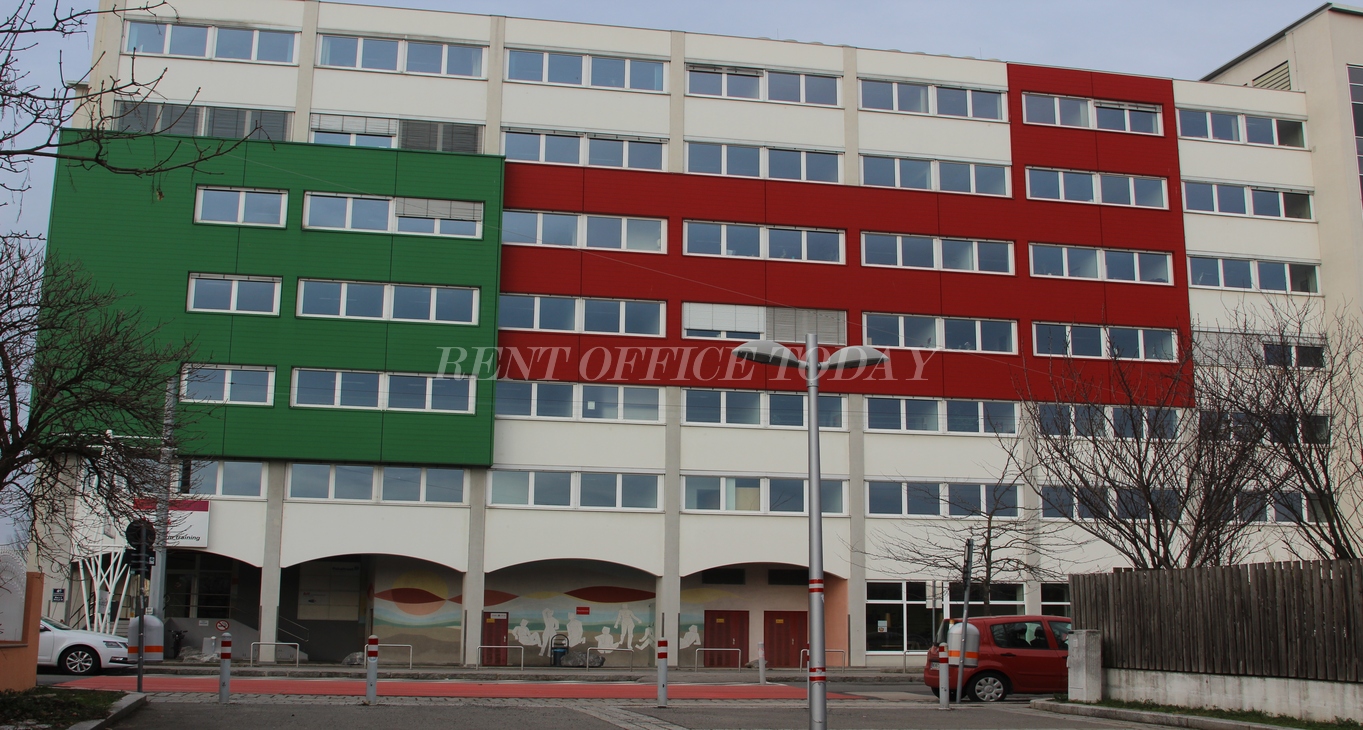 office rent u6 center siebenhirten-2