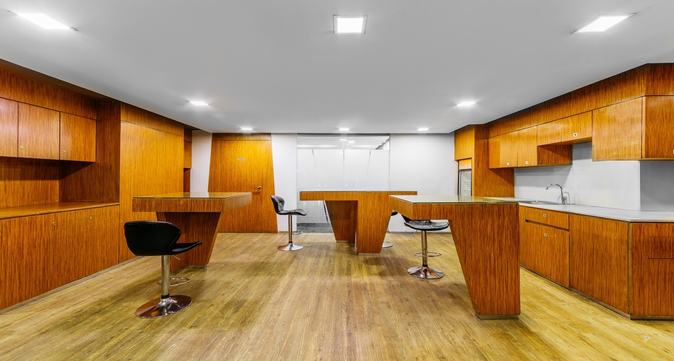 Rent office UTC Building_4-4