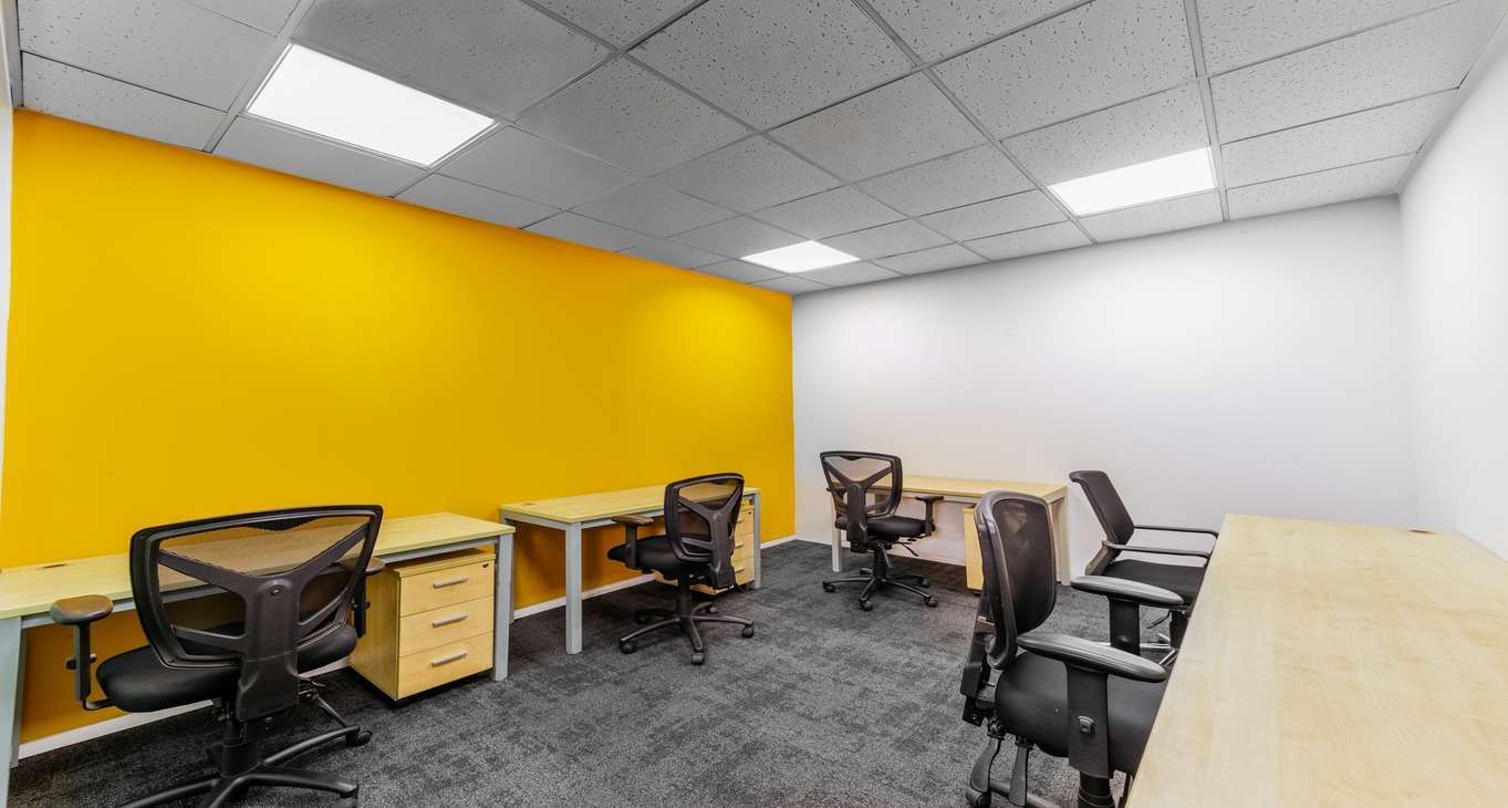 Rent office UTC Building_5-5