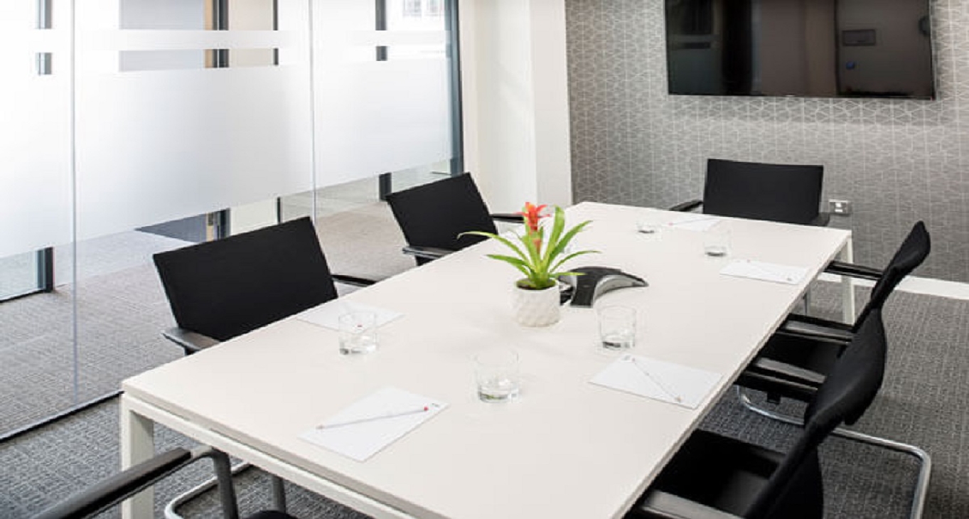 Business Center Ubora Office Tower _3-3 Rent office Ubora Office Tower _3-3