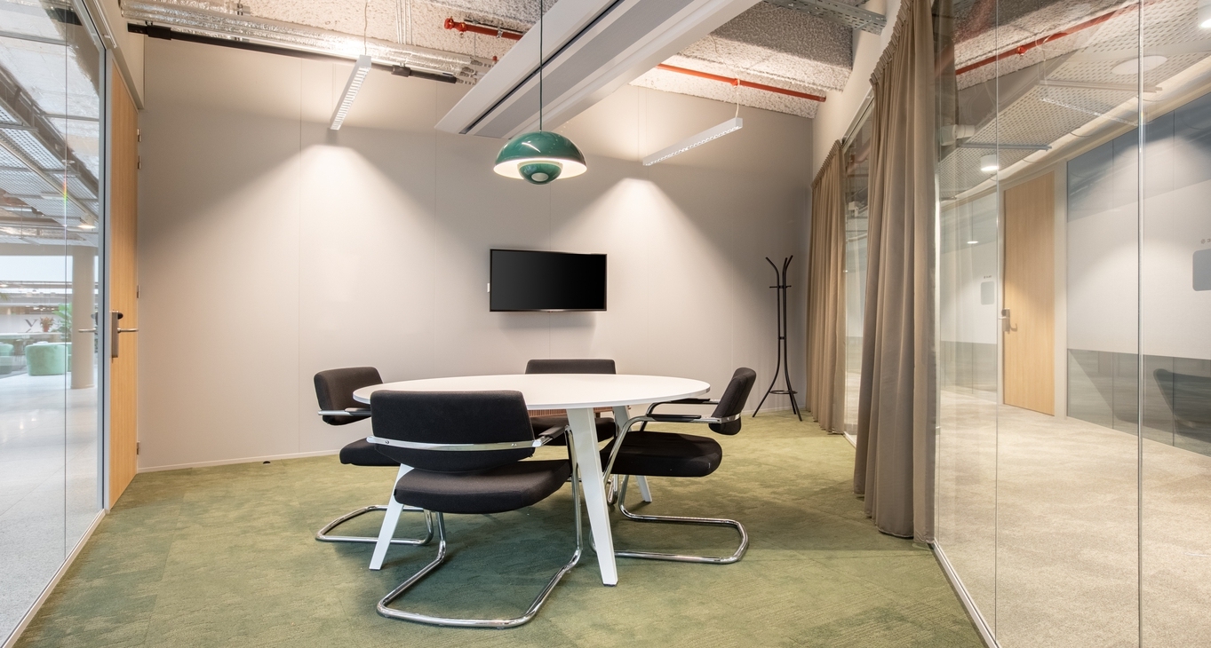 Rent office Velperplein 23_7-7