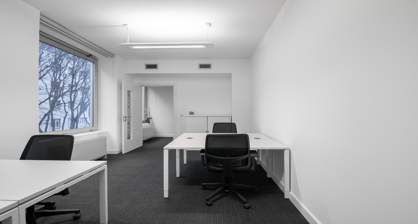 Business Center Via Tiziano 32_3-3 Rent office Via Tiziano 32_3-3