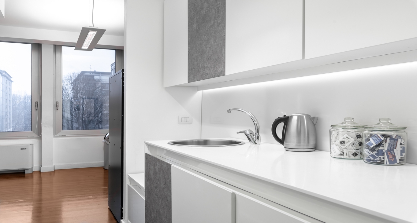 Business Center Via Tiziano 32_4-4 Rent office Via Tiziano 32_4-4