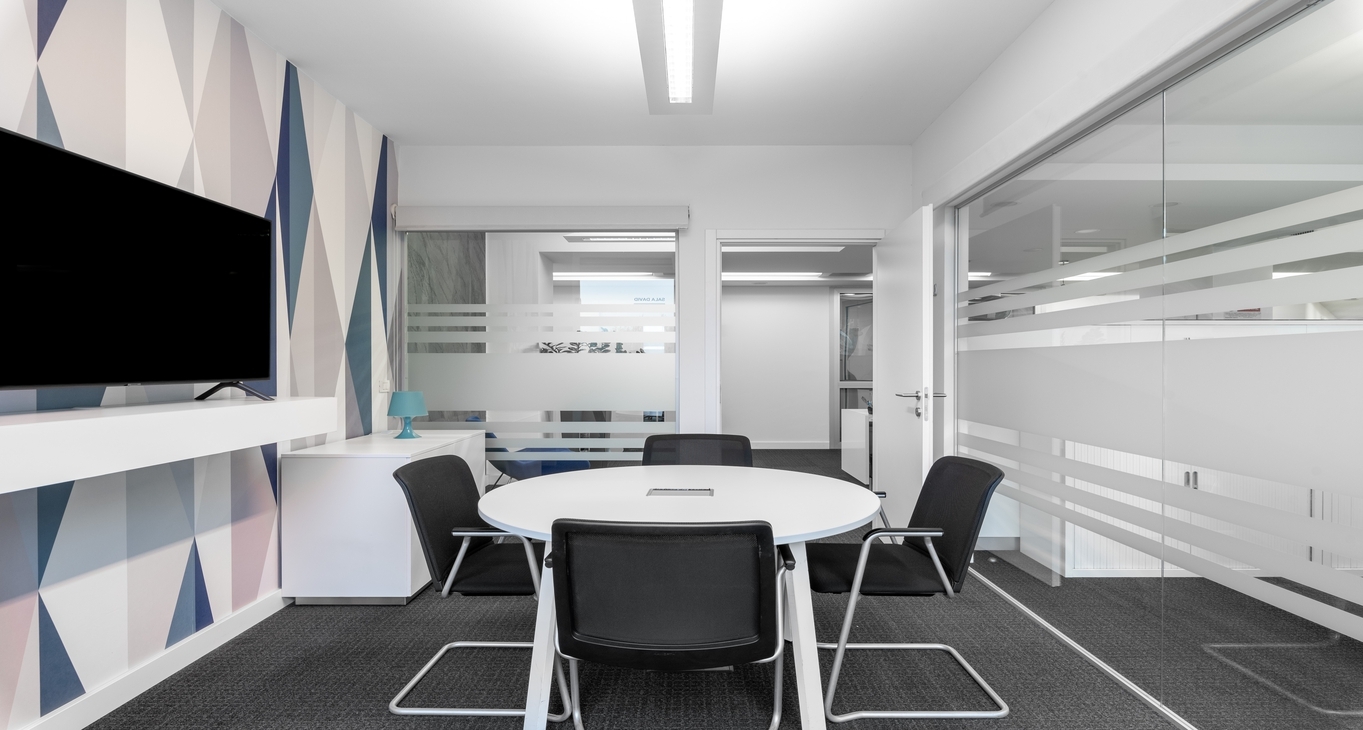 Business Center Via Tiziano 32_5-5 Rent office Via Tiziano 32_5-5